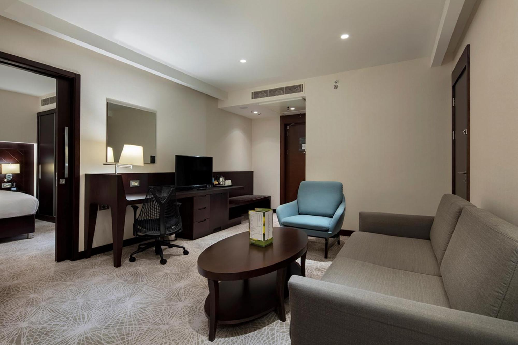 Doubletree By Hilton Istanbul Umraniye Hotel Ruang foto