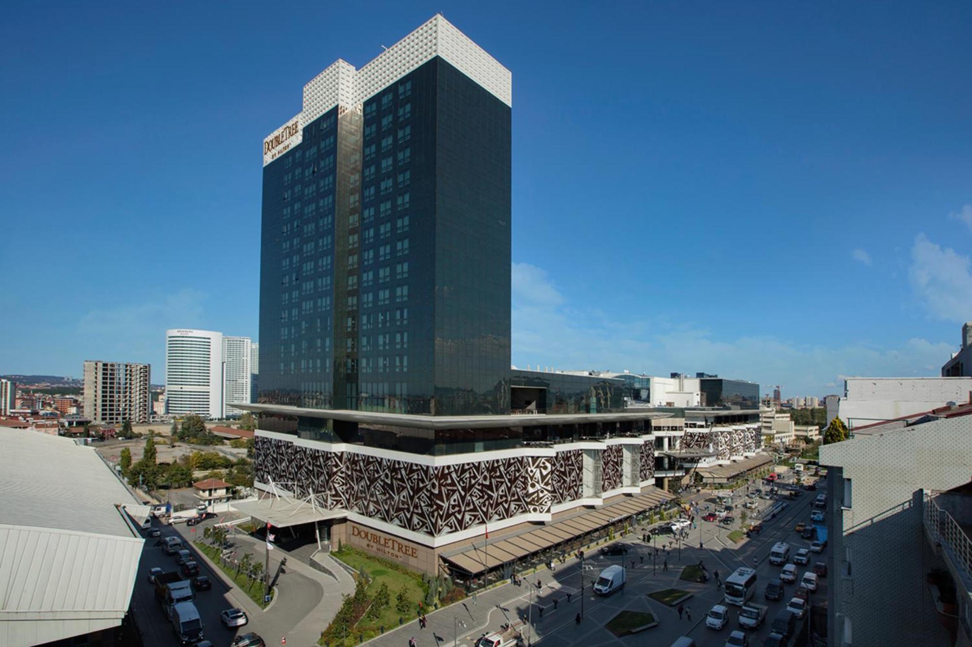 Doubletree By Hilton Istanbul Umraniye Hotel Bagian luar foto The Westin San Diego