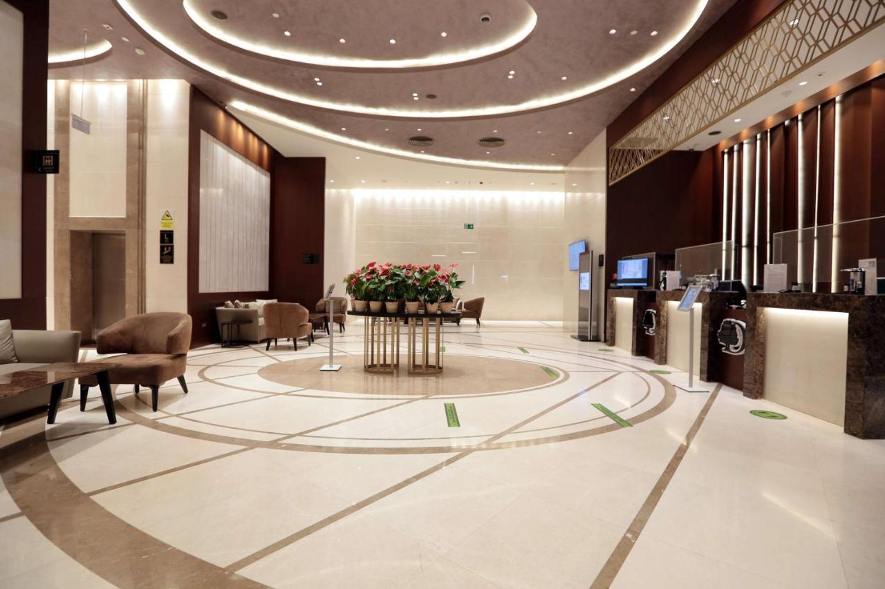 Doubletree By Hilton Istanbul Umraniye Hotel Bagian luar foto Lobby